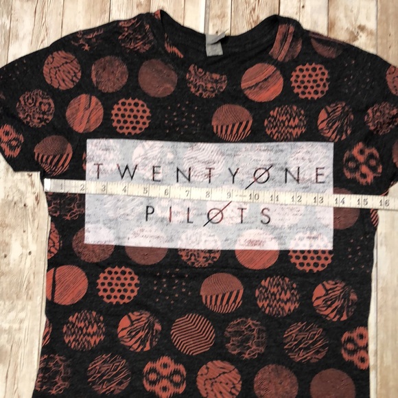 Twenty One Pilots "Blurryface" era, graphic tee by “Rock Me” brand, size M - Picture 8 of 9